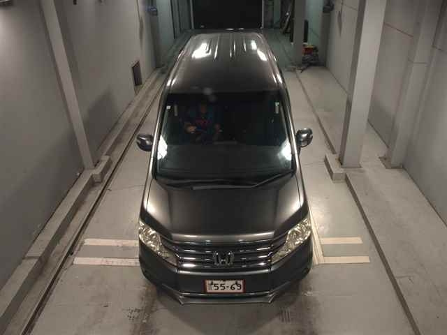 HONDA STEP WAGON 2013