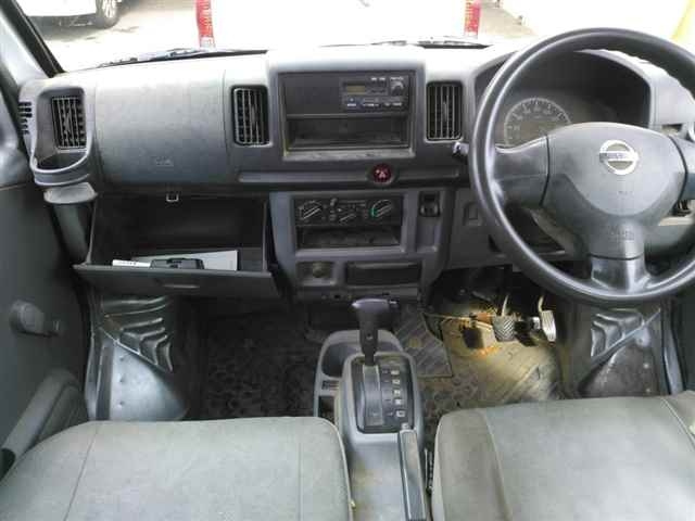 NISSAN CLIPPER VAN 2011