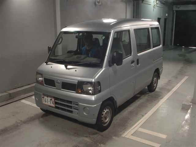 NISSAN CLIPPER VAN 2011