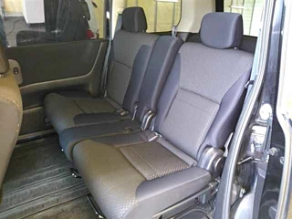 NISSAN SERENA 2009