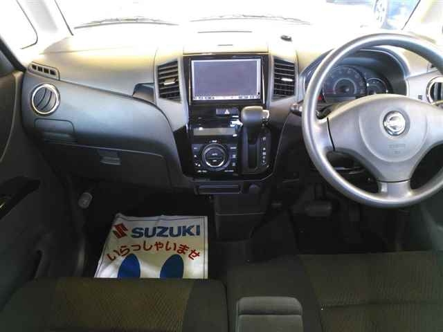 NISSAN ROOX 2010