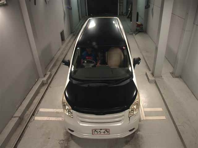 TOYOTA NOAH 2008