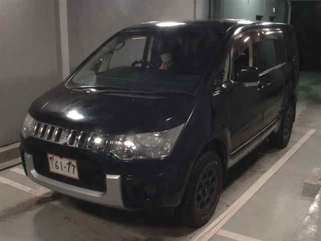 MITSUBISHI DELICA D5 2014