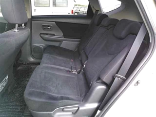 TOYOTA PRIUS ALPHA 2014