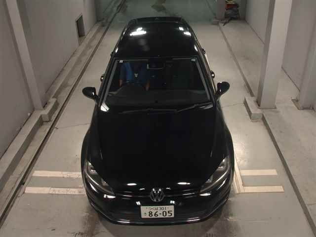 VOLKSWAGEN GOLF 2015