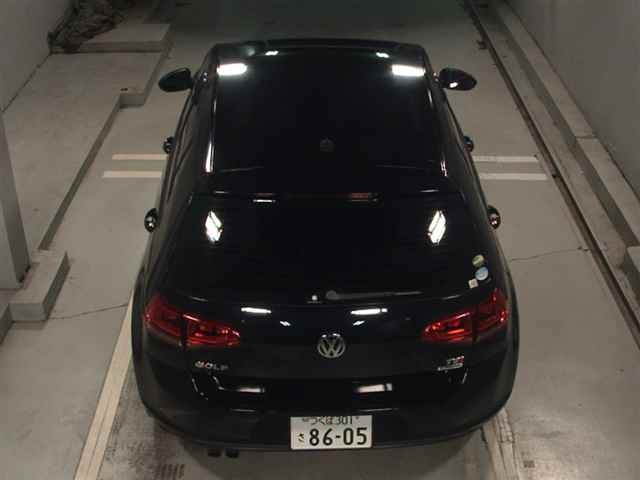VOLKSWAGEN GOLF 2015