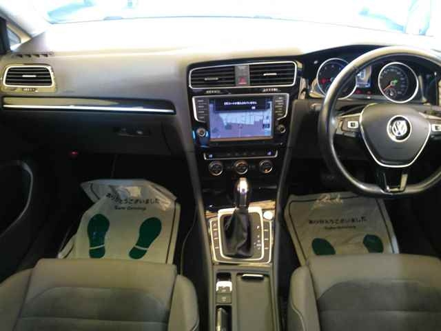 VOLKSWAGEN GOLF 2015