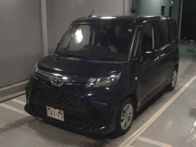 TOYOTA ROOMY 2022