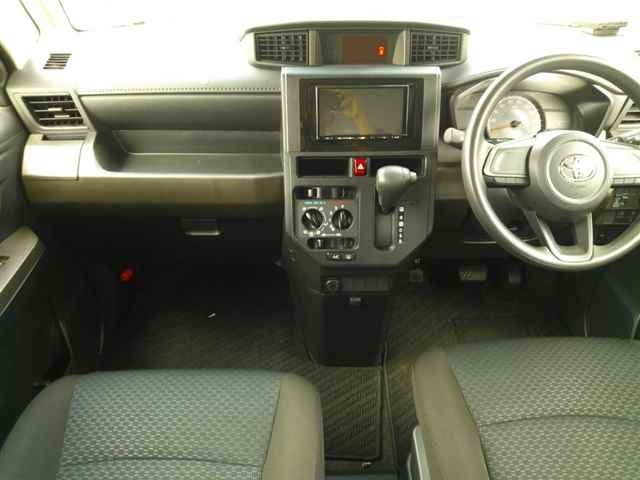 TOYOTA ROOMY 2022