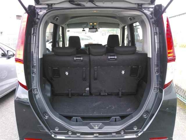 TOYOTA ROOMY 2022