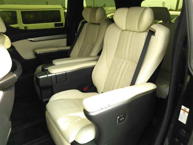 TOYOTA ALPHARD 2019