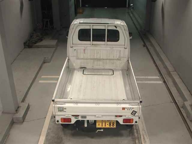 NISSAN CLIPPER TRUCK 2016