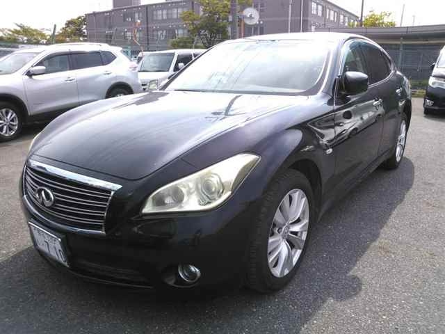 NISSAN FUGA 2011