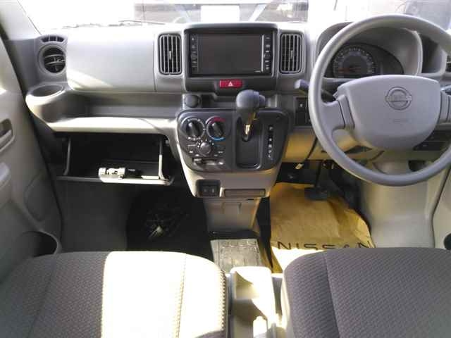 NISSAN CLIPPER VAN 2025