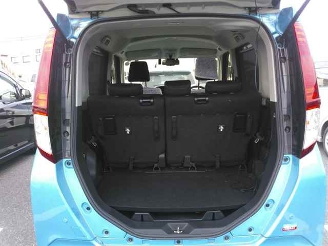TOYOTA ROOMY 2017