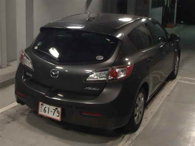 MAZDA AXELA 2010