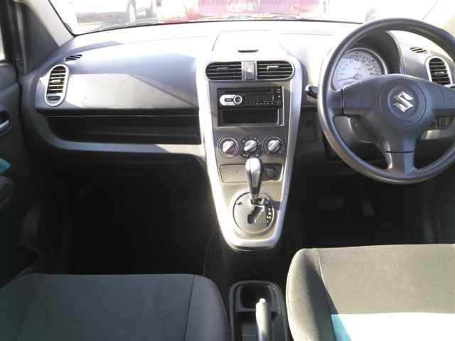 SUZUKI SPLASH 2010