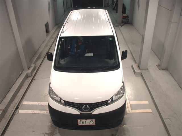 NISSAN NV200 2020