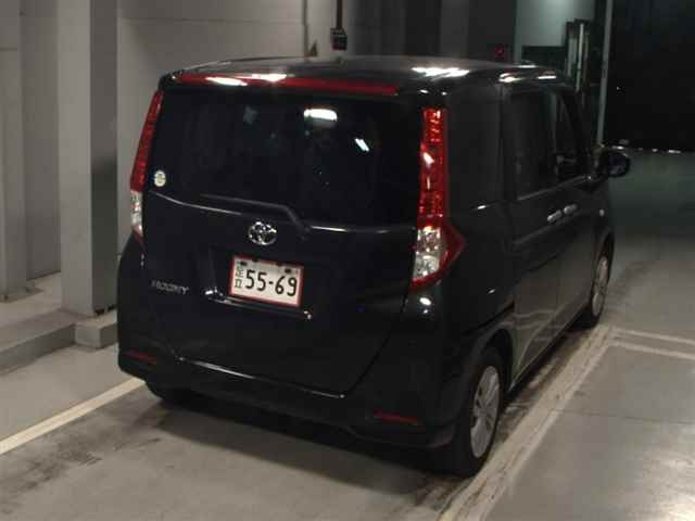 TOYOTA ROOMY 2022