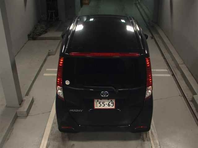TOYOTA ROOMY 2022
