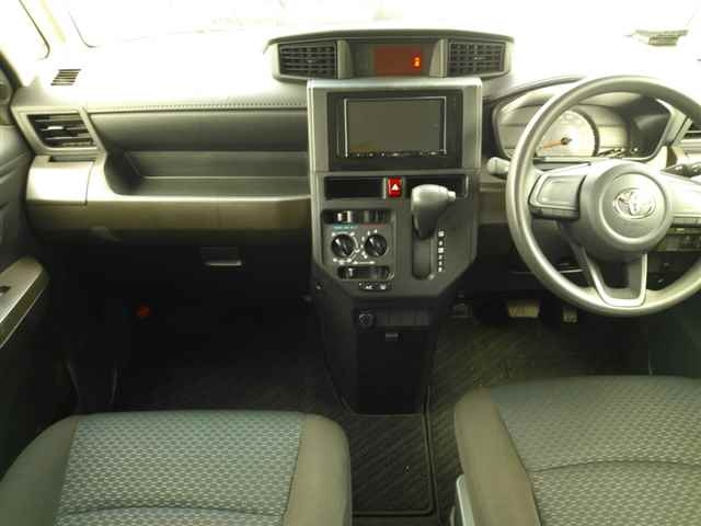 TOYOTA ROOMY 2022