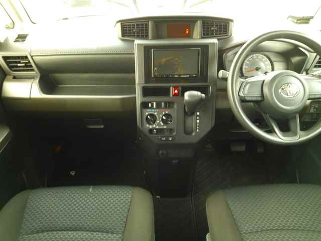 TOYOTA ROOMY 2022