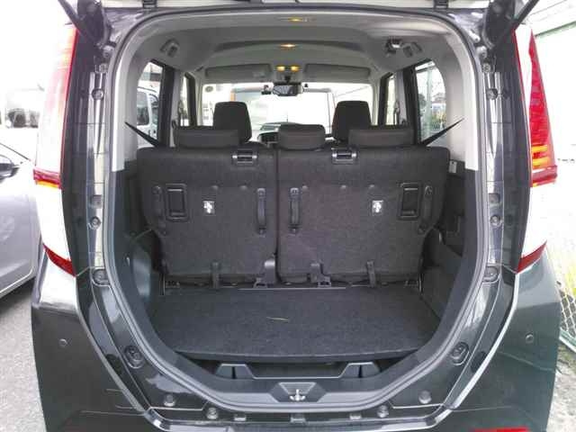 TOYOTA ROOMY 2022