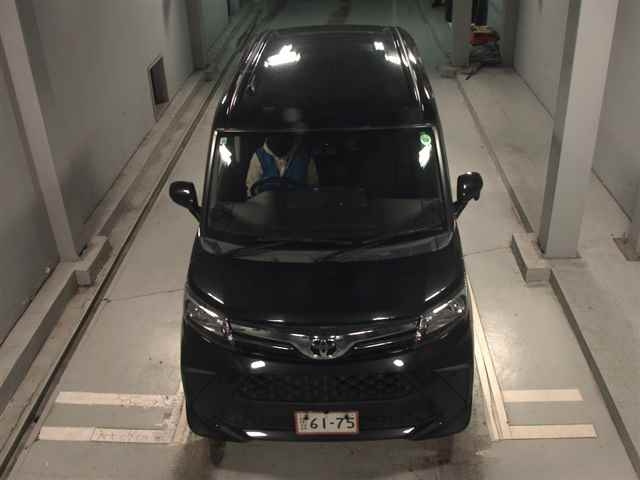 TOYOTA ROOMY 2022