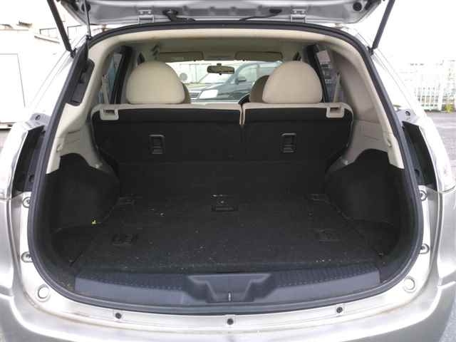 MITSUBISHI COLT PLUS 2010