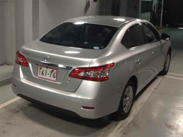 NISSAN SYLPHY 2019