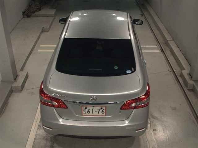 NISSAN SYLPHY 2019