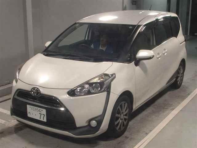 TOYOTA SIENTA 2015