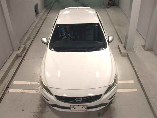 VOLVO S60 2015