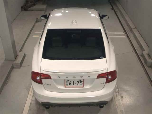 VOLVO S60 2015