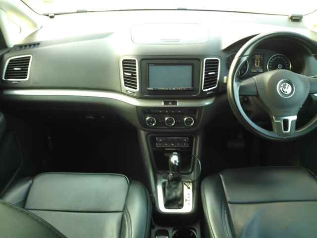 VOLKSWAGEN SHARAN 2013