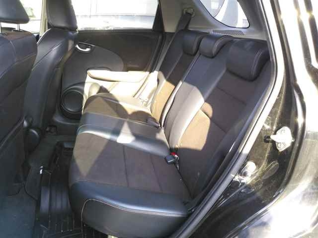 HONDA FIT SHUTTLE 2011