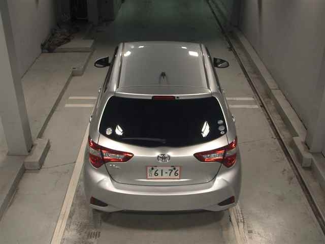 TOYOTA VITZ 2017