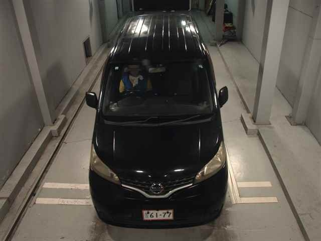 NISSAN NV200 2010