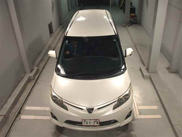 TOYOTA ESTIMA 2010