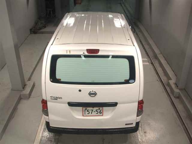 NISSAN NV200 2019