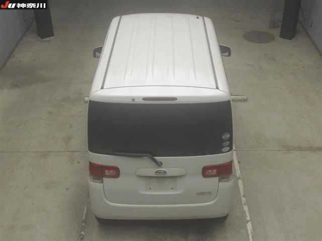 DAIHATSU TANTO 2009