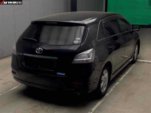 TOYOTA MARK X ZIO 2010