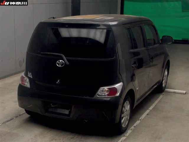 TOYOTA BB 2010