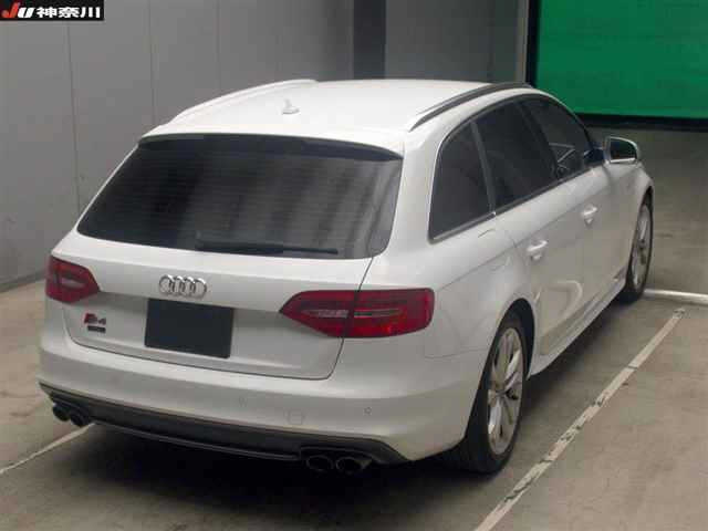 AUDI S4 2012