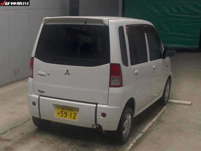 MITSUBISHI TOPPO 2011