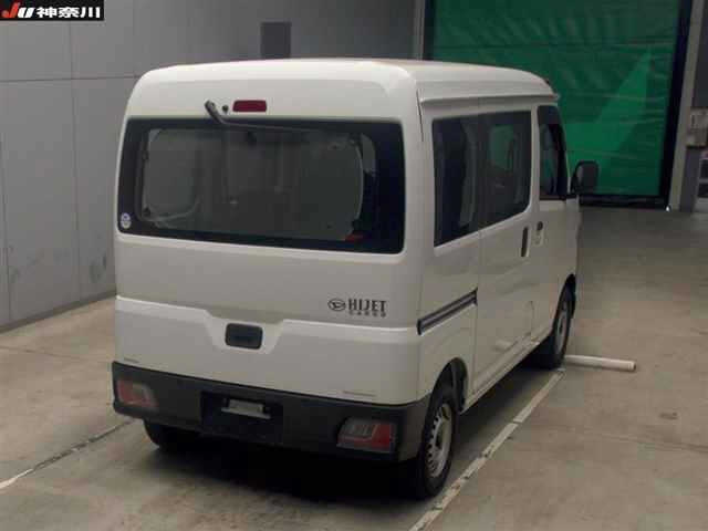 DAIHATSU HIJET VAN 2024