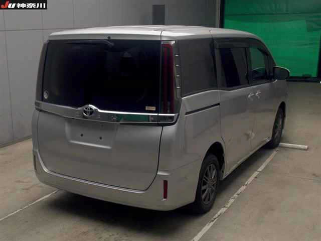 TOYOTA NOAH 2020