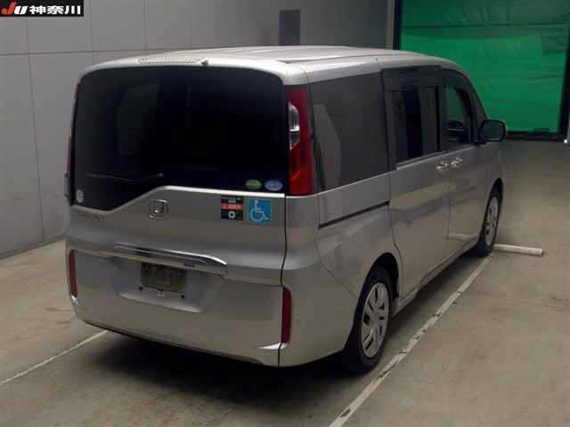 HONDA STEP WAGON 2017