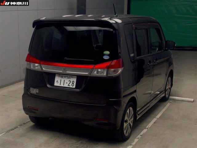 MITSUBISHI DELICA D2 2015