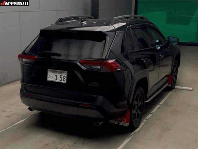 TOYOTA RAV4 2021